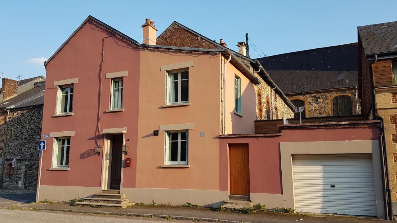 Revin Le Balcon Sur La Meuse别墅 外观 照片