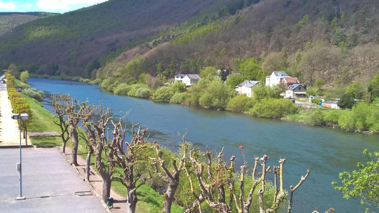 Revin Le Balcon Sur La Meuse别墅 外观 照片
